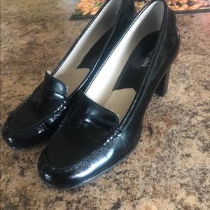 Michael Kor leather shoes